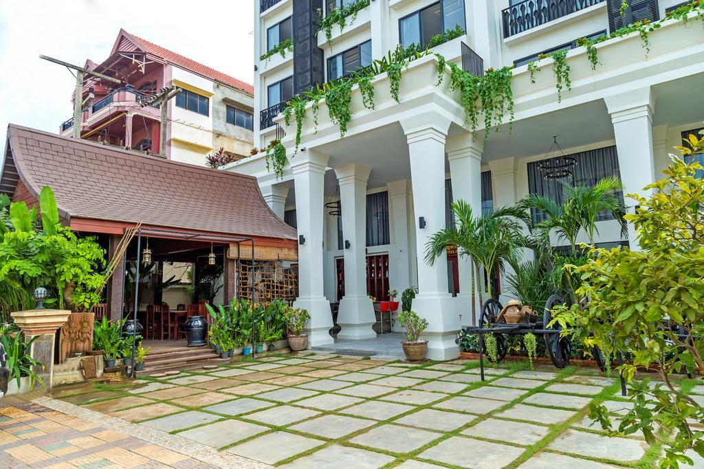 Ly Heng Chhay Hotel Paôy Pêt Buitenkant foto