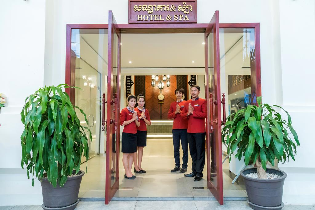 Ly Heng Chhay Hotel Paôy Pêt Buitenkant foto