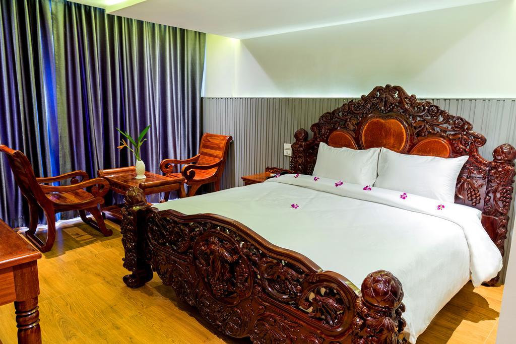 Ly Heng Chhay Hotel Paôy Pêt Buitenkant foto