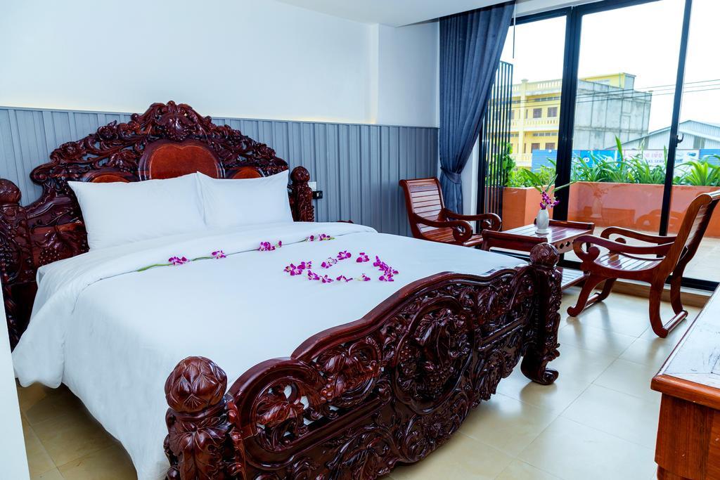 Ly Heng Chhay Hotel Paôy Pêt Buitenkant foto