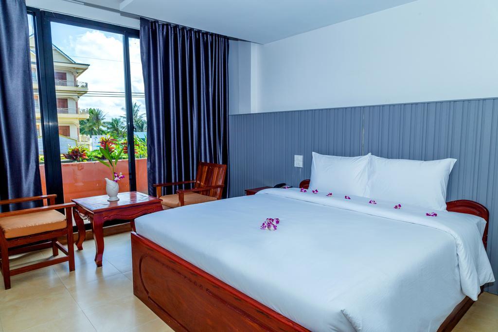 Ly Heng Chhay Hotel Paôy Pêt Buitenkant foto