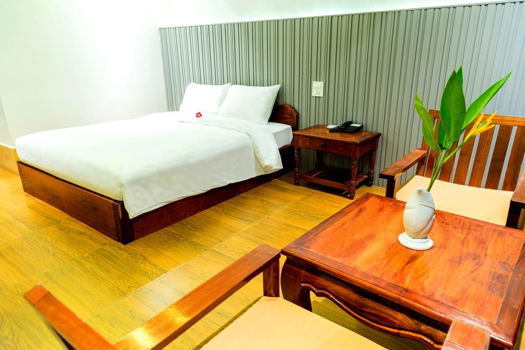 Ly Heng Chhay Hotel Paôy Pêt Buitenkant foto