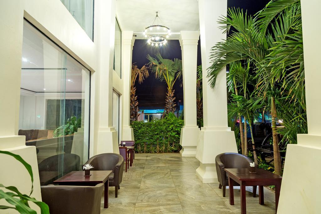 Ly Heng Chhay Hotel Paôy Pêt Buitenkant foto